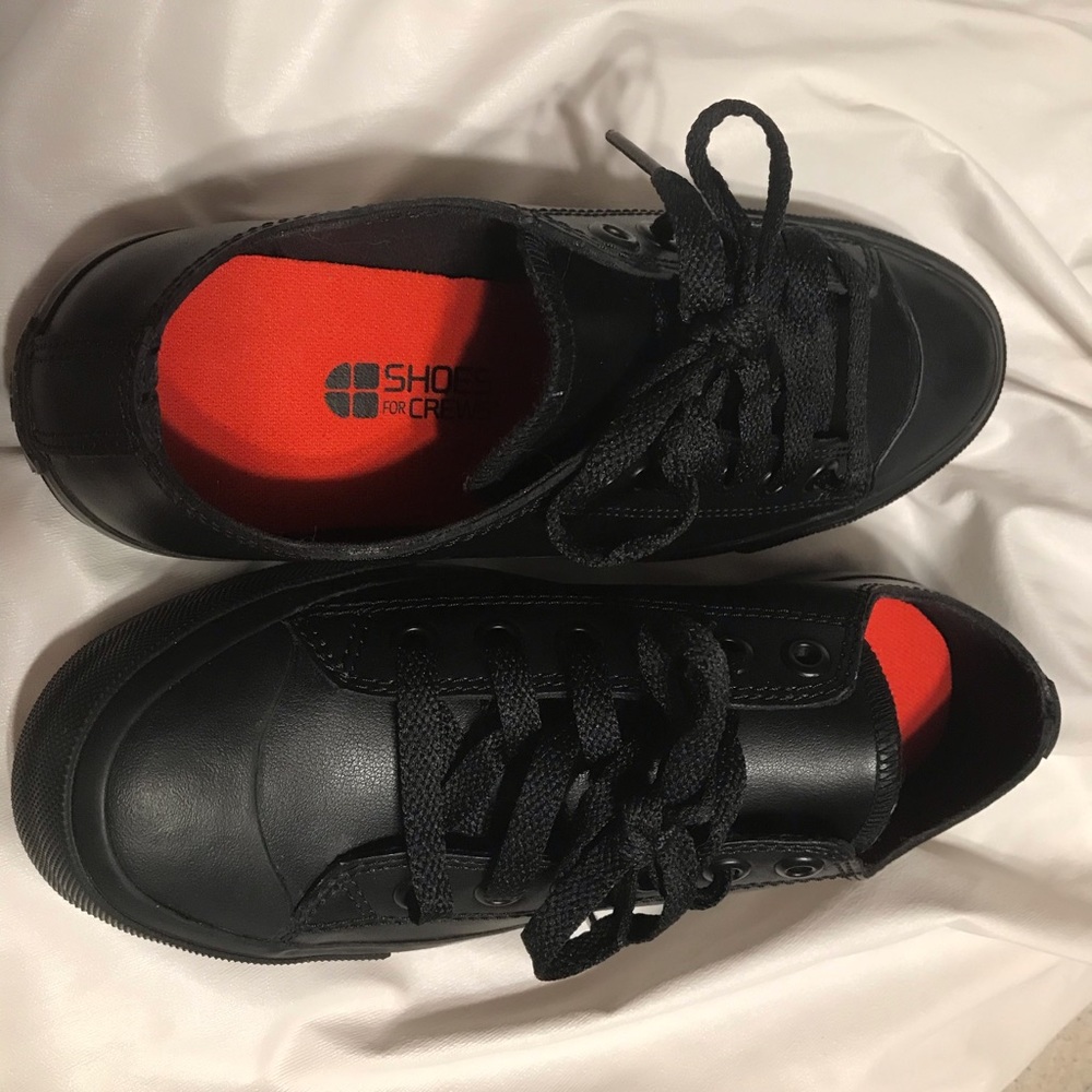 Size 6 - Nonslip Shoes New